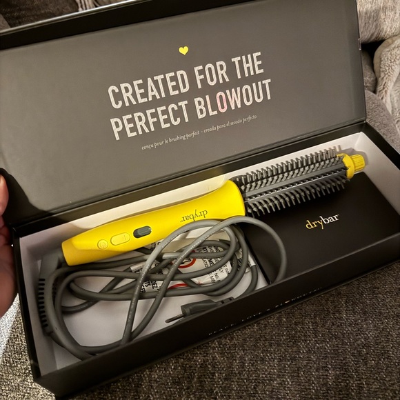 Drybar The Curl Party Curling Brush - Picture 2 of 7